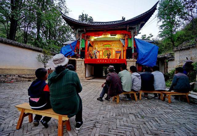 全村|中国最特别乡剧团：每年演一次，每次演三天，已经有150年历史