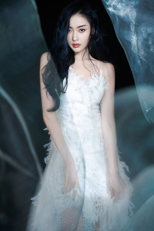 热度|原创娱乐圈有两个张天爱，可观众只认一个，谁在蹭热度？