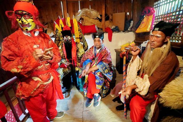 全村|中国最特别乡剧团：每年演一次，每次演三天，已经有150年历史