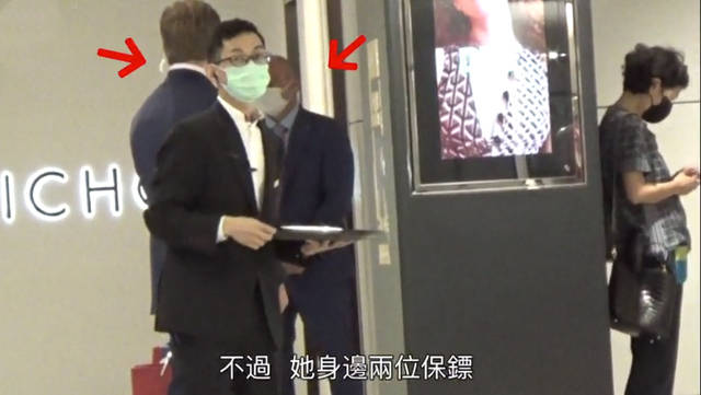 曾助|周凯旋带保镖随行气场足，曾助李嘉诚轻松化解危机，人生顺利逆袭