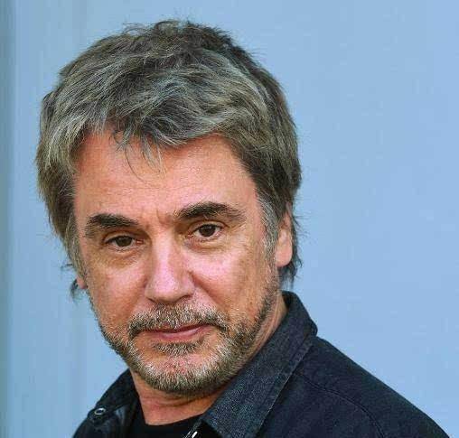 中国|原创巩俐与音乐大师婚后不和?幸福肥加十指扣,有你羡慕的模样