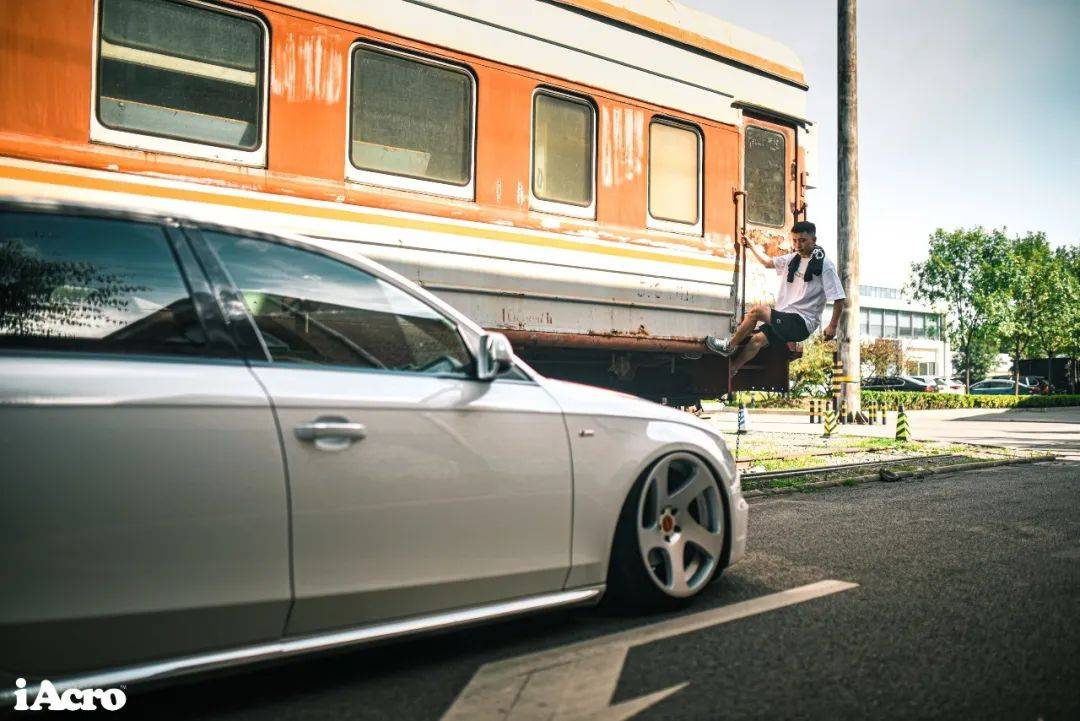 工作|iAcro设计师开什么车？