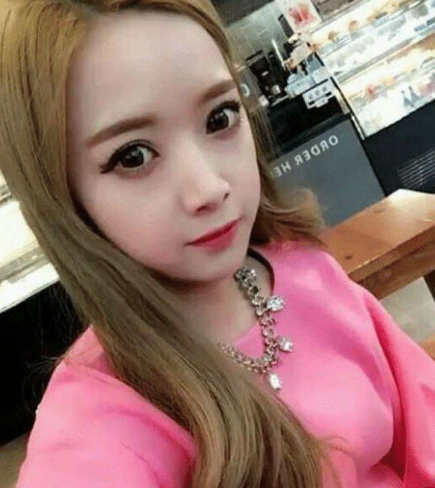 原创还记得初代网红恩典么？如今吃胖发福，让人认不出
