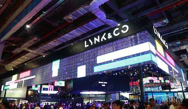 雷军|从张艺谋到雷军，谁吹爆了透明屏神话？