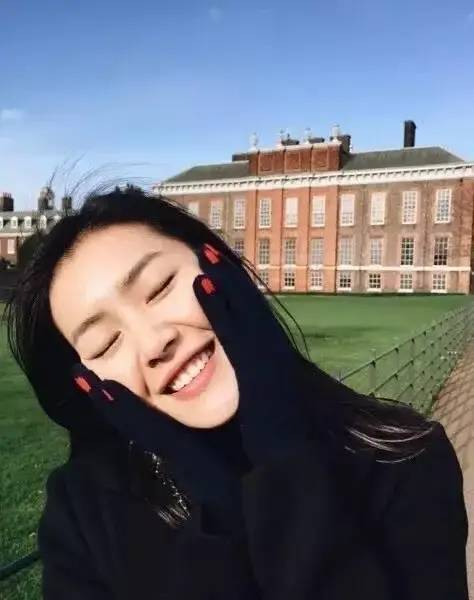 刘雯|看大表姐演绎国内知名品牌，有没有你喜欢的？