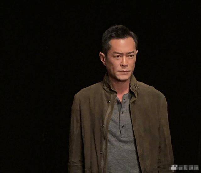 陈浩民|陈浩民林峰都想做不老男神，结果一个打针一个拉皮，效果却相差太远