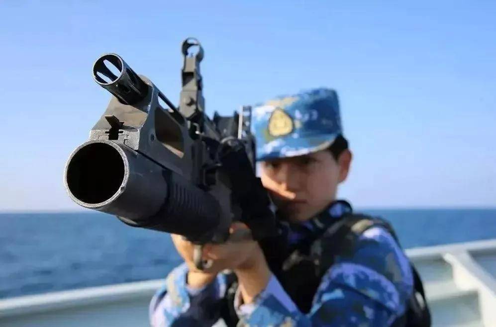 高考696分，学霸小哥哥说：就是想当兵！