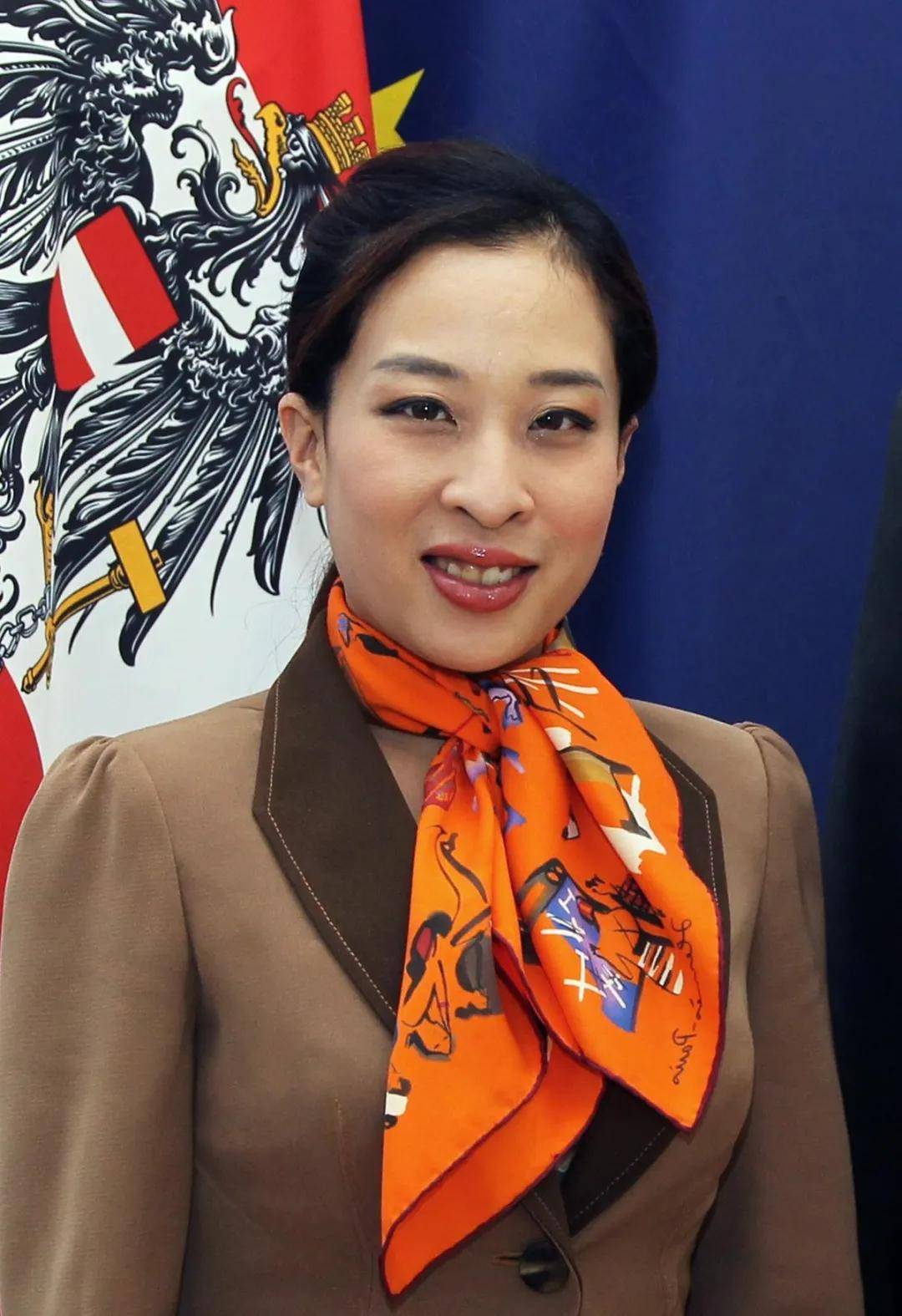 国王|不到一年，废妃回宫，甄嬛传都没这么精彩，科普国王的家庭成员