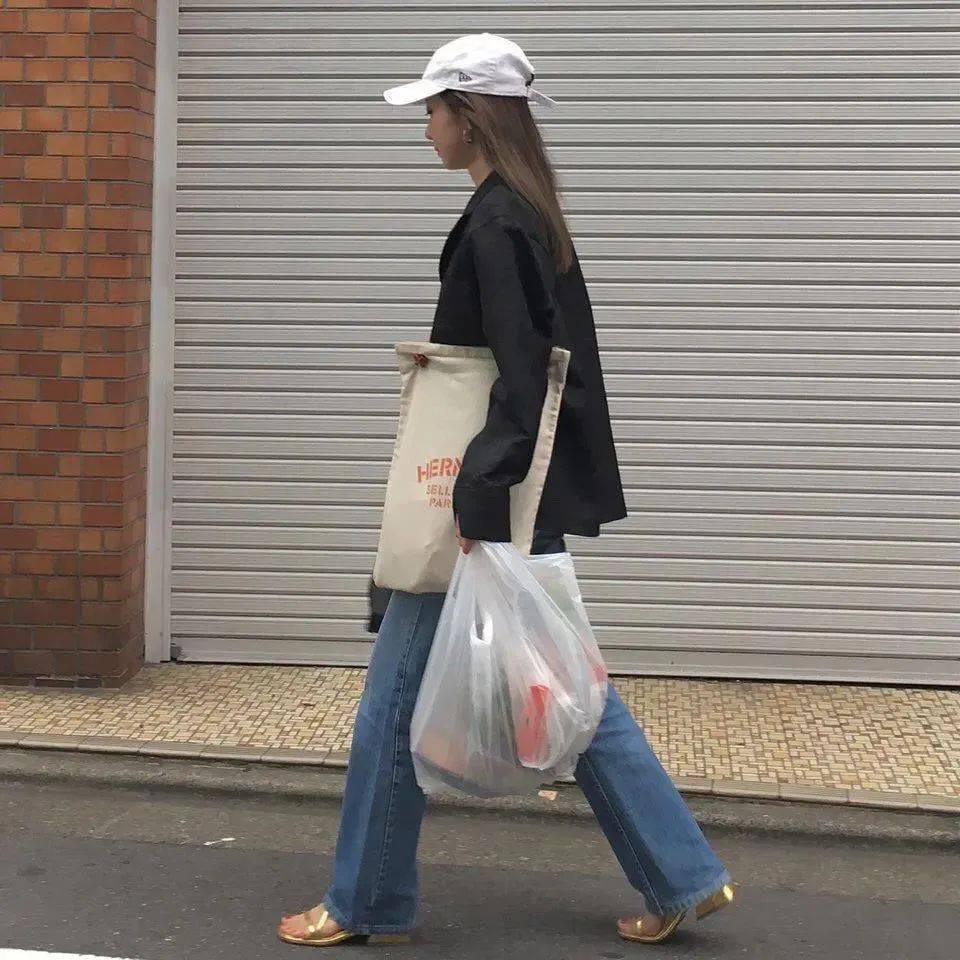 李子柒|36岁坚持不结婚，她一个人活得很漂亮。韩国“城市李子柒”独居日常走红ins