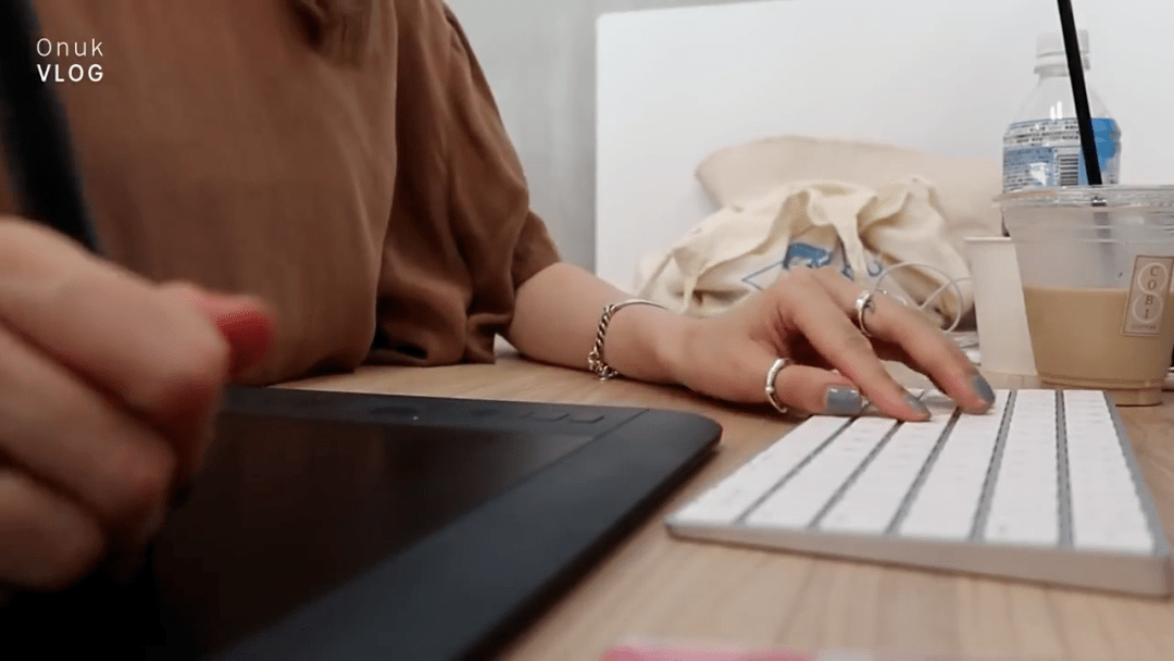 李子柒|36岁坚持不结婚，她一个人活得很漂亮。韩国“城市李子柒”独居日常走红ins