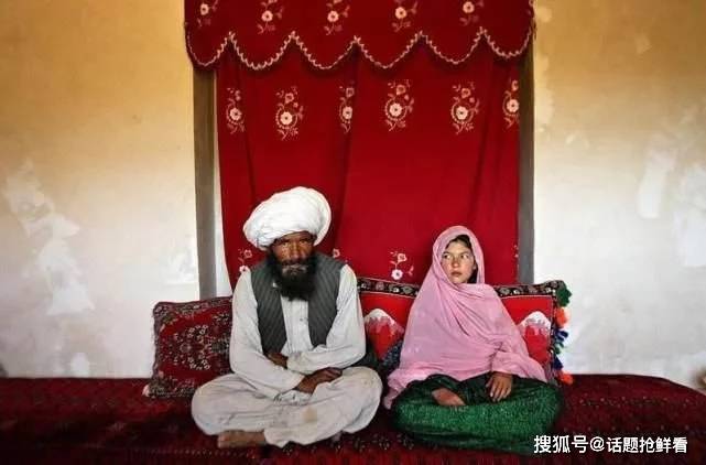 疫情致印度童婚增加，为减轻生活负担嫁女儿
