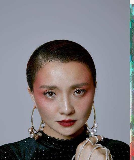 雀斑|“槿汐姑姑”终于高调，雀斑妆穿小一码长裙霸气开挂，美得太高级