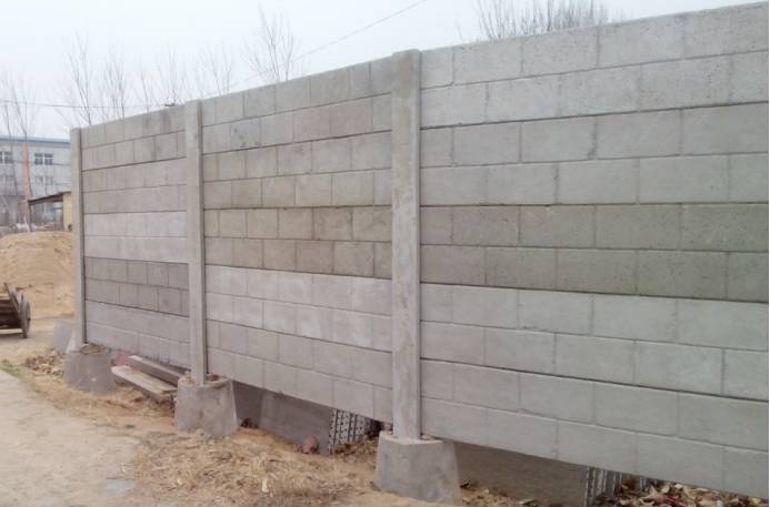 新型环保预制水泥围墙板是怎么安装的?有什么优点呢?