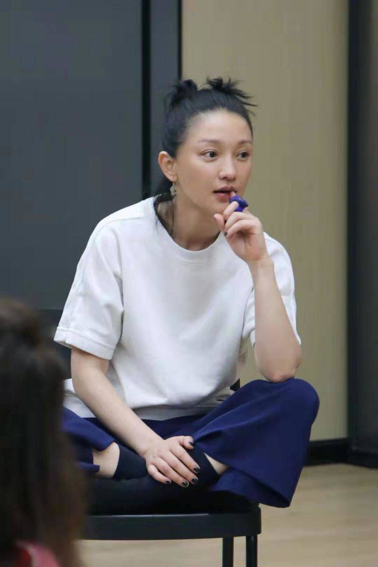 原创周迅年轻时的模样曝光,第二张看了就心动,不愧是人间的精灵!