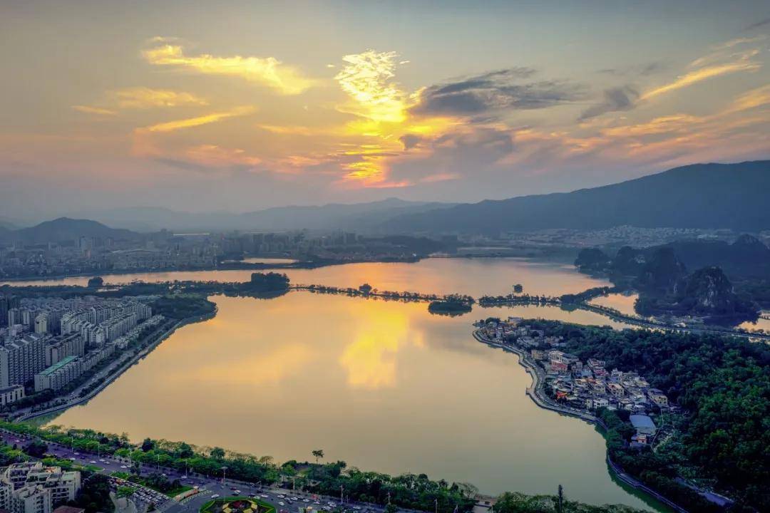 肇庆市2014年至2020年gdp_肇庆市地图(2)