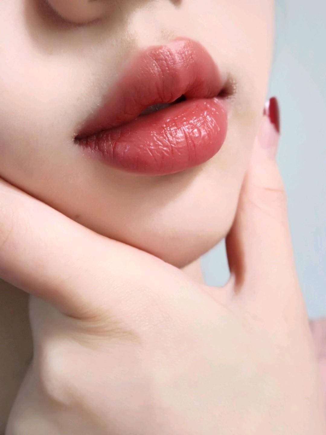 枫色|在这个慵懒限定的季节，将秋天的枫色抹在唇上