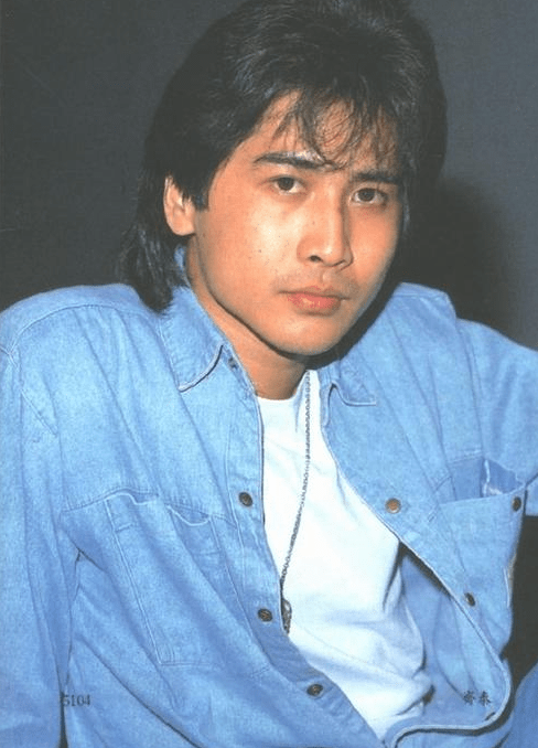 深爱王祖贤15年的齐秦,为何对小24岁妻死心塌地?