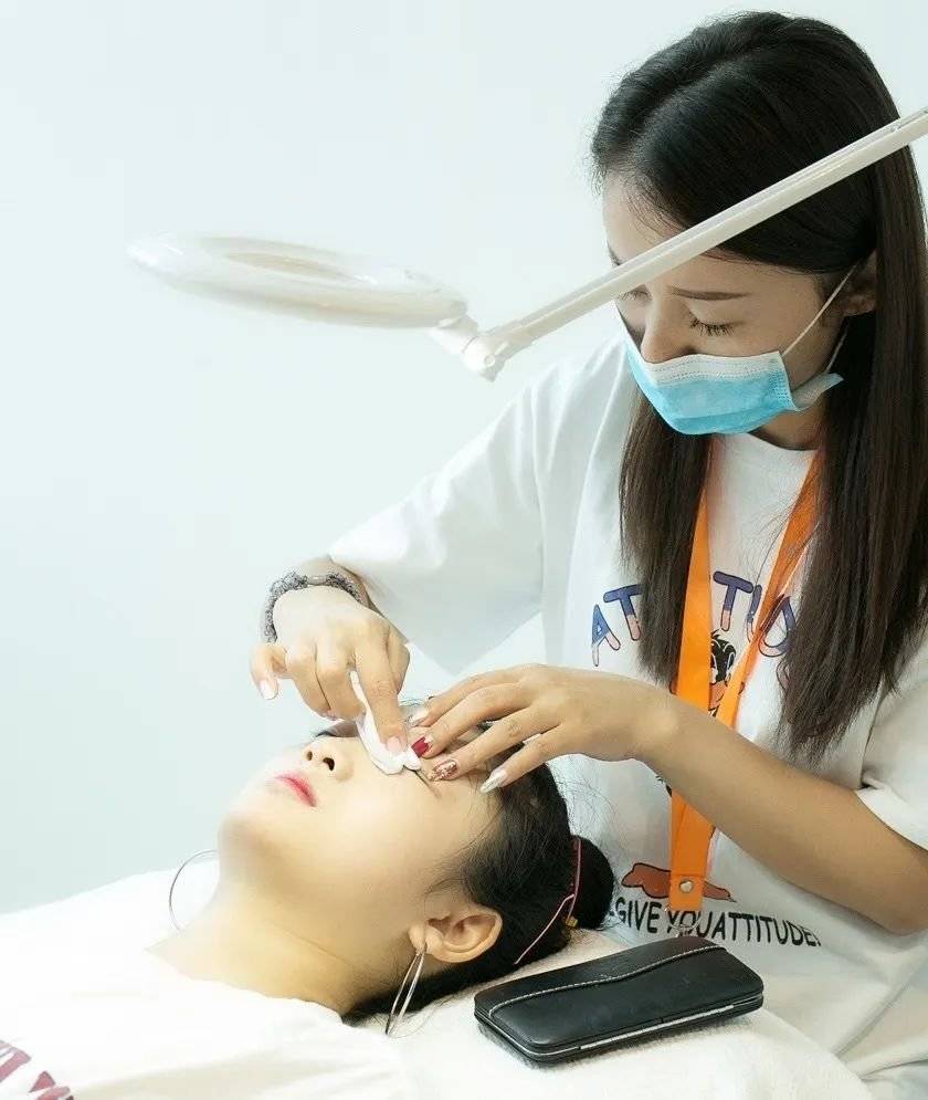 大眼|专业日式美睫，轻松get闪亮大眼！还有各式夏日清凉美甲…