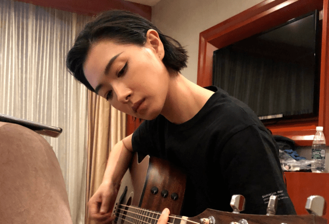 艺人|原创台前幕后幺蛾子太多！代言人账号都被盗了？