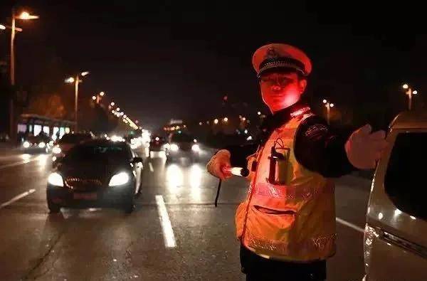 江津区|【致敬警旗】如果警察有颜色