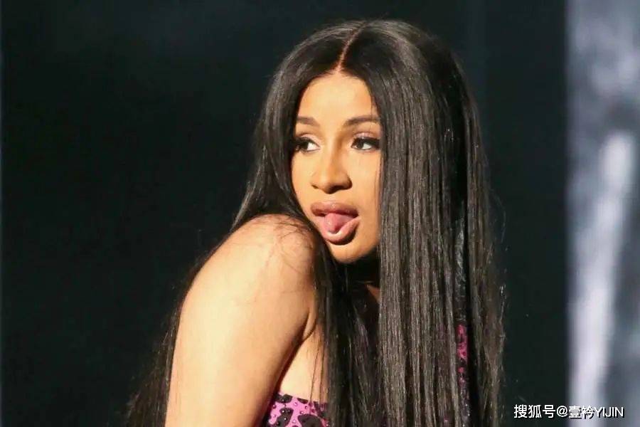 来源|不会打鸣的脱衣舞娘不是好Rapper!卡老师的入党申请书我们已经收到了,Skrr~