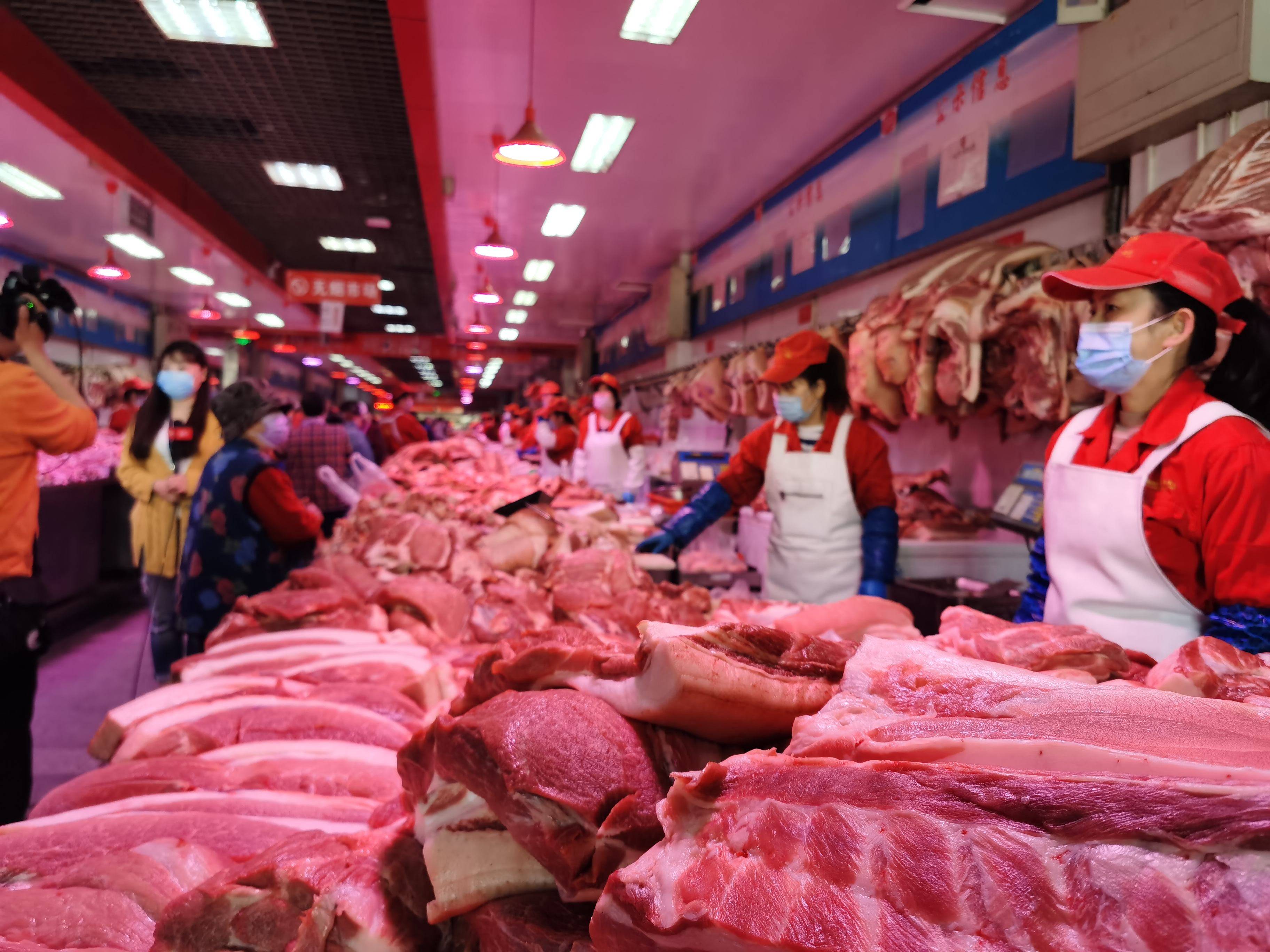 农业农村部:全国农批市场猪肉平均价格为48.17元,比昨天上涨0.3%