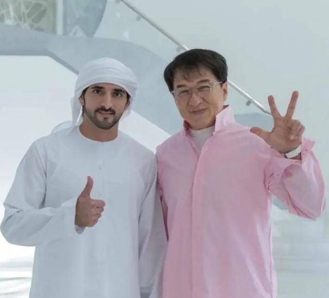 “你我本无缘，追星全靠钱”！马云终于如愿以