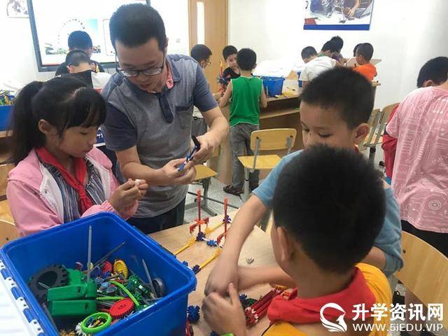 成都|成都三岔湖小学“流动少年宫”第三期开课：点亮乡村孩子的梦想