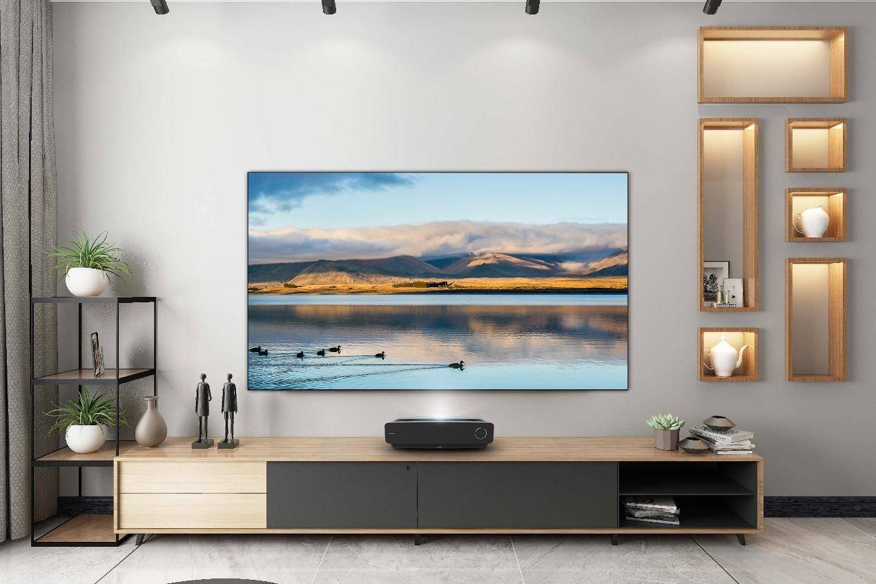 LG激光电视开卖、三星激光电视上新，下半年彩电业劲吹激光风！-家电圈官网