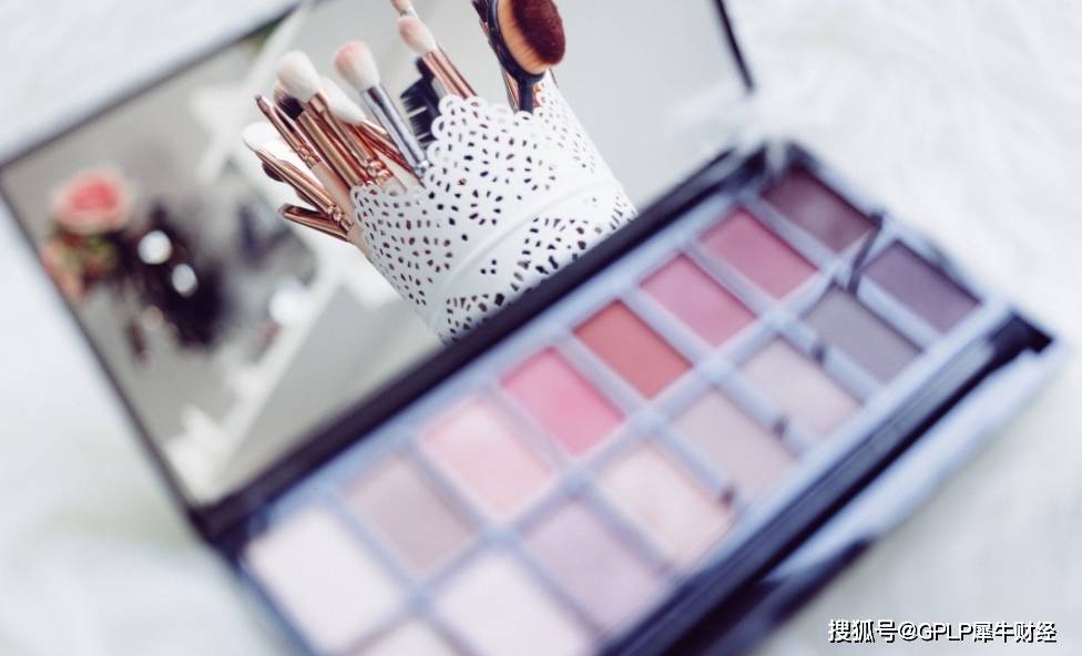 2020年|青岛金王中报首亏3727万元 三大板块营收全跌 化妆品跌最狠