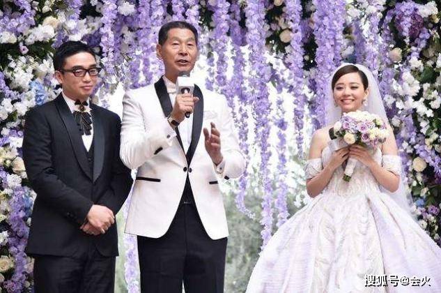 直播间|原创婚礼伴郎成现任？张靓颖唱歌一度哽咽，直播间被骂小三霸气回怼