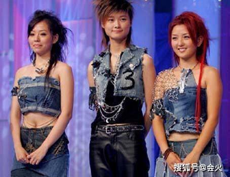 直播间|原创婚礼伴郎成现任？张靓颖唱歌一度哽咽，直播间被骂小三霸气回怼