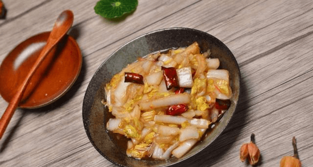 酸辣白菜怎么做好吃又简单窍门 e15aecdae3a846c9a1abfa2a5ca846b2.png