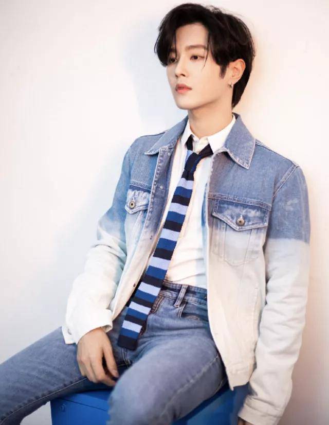 单身|原创被曝“车咚”易易紫后，李汶翰自称单身言辞闪烁，网友指责没担当