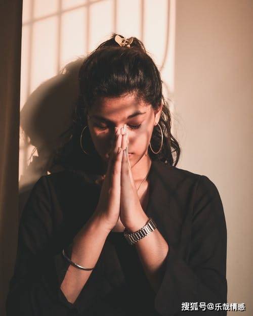 女人怎么变男人 ceb1df7fa8d3412ca0dc271ff49b00d1.jpeg