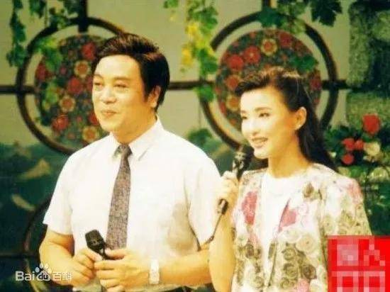 董卿|52岁的杨澜和46岁的董卿:活得漂亮的女人,应该是什么样的?