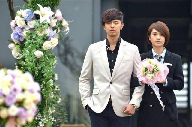 小鬼|原创杨丞琳发长文悼念黄鸿升：失去你是可惜的，但没有一丝遗憾