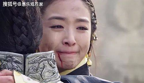 姐姐|原创15年后，逆风翻盘的张含韵，终于敢直视镜头说：你们闺女能耐了