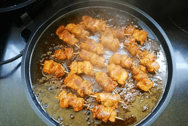 在家自己做烧烤需要哪些食材 a27f8670c7d54b6eadebcfe6ed37d20a.png