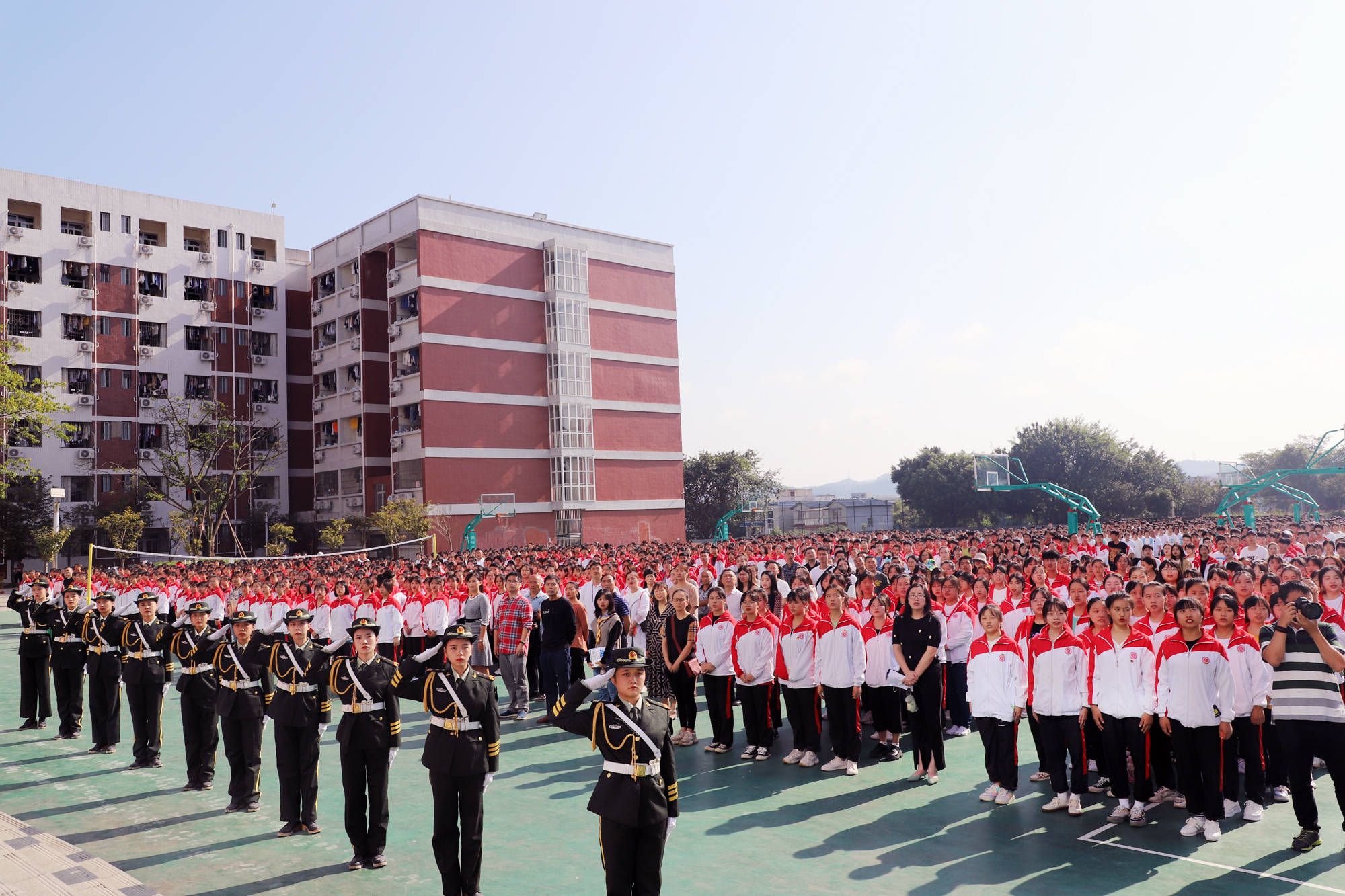表扬|南充师范学校秋季开学典礼，首次表扬后勤服务明星