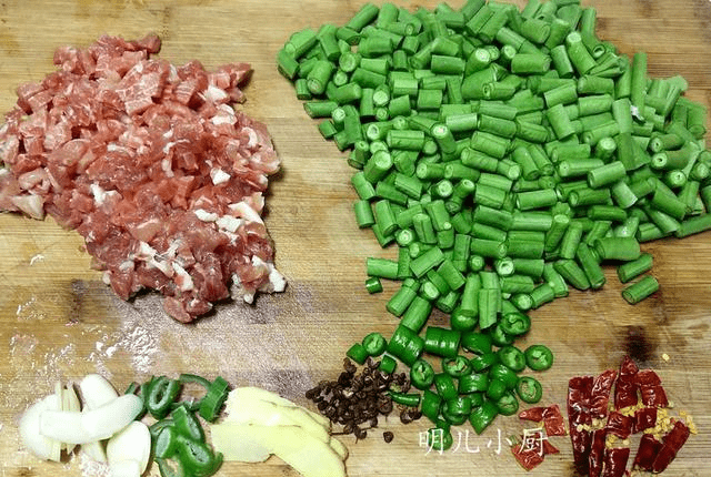 豆荚怎么炒不变色 80c45cd0078a4ddb95ab181c43e58453.png