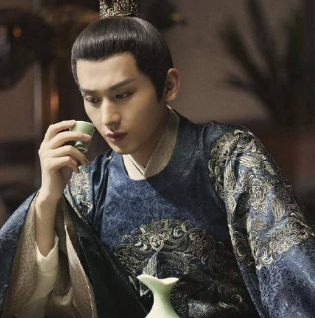 成毅cp又被拆?胡一天赵樱子恋情疑似曝光,袁冰妍粉丝高兴坏了