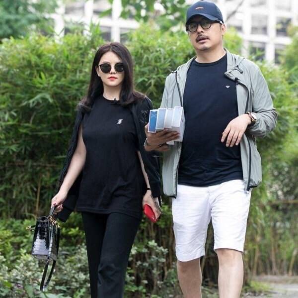 审美|多大牌都拯救不了李湘阔太审美,身材走形还不会穿,真是重大灾难