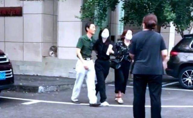 谭松韵工作室:是否认可司机被判6年赔135万,谭