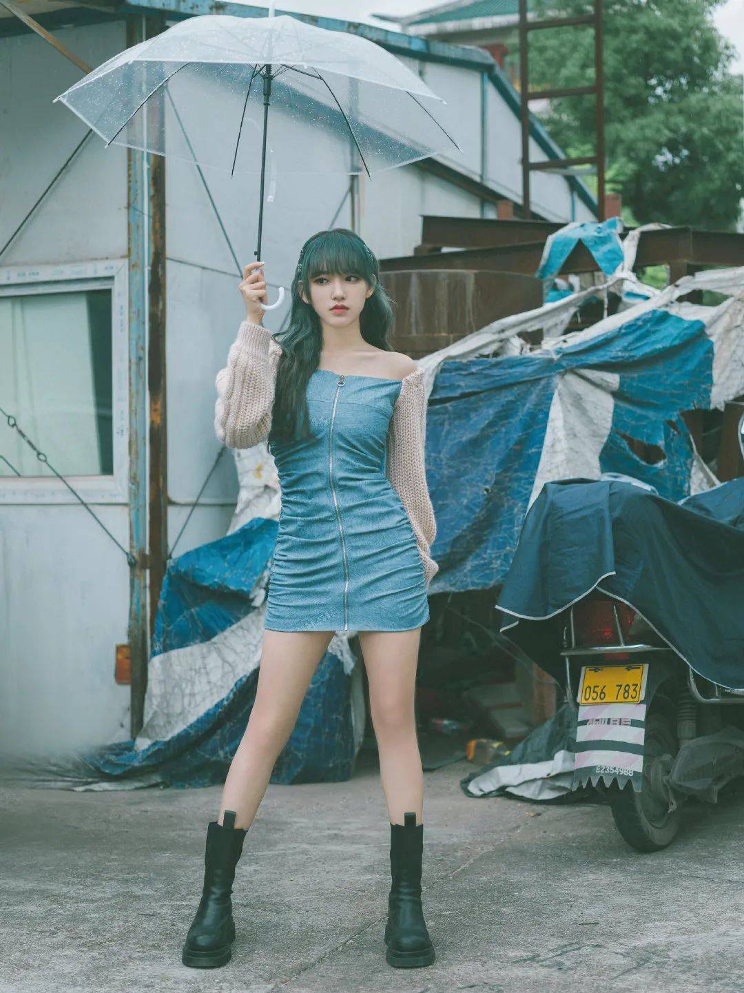 原创程潇的好身材真是怎么穿都藏不住换上紧身褶皱裙窈窕曲线绝了