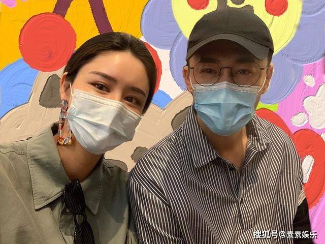 张馨月|张馨月庆祝30岁生日，晒林峰送的豪华礼物，项链和手环令人羡慕