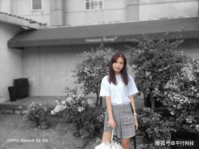 测评盘点|Reno4 SE体验：全民闪充普及，要让人人用得起