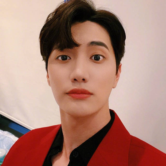 祝福|原创公布恋情时让人大跌眼镜，现收获祝福，不结婚很难收场