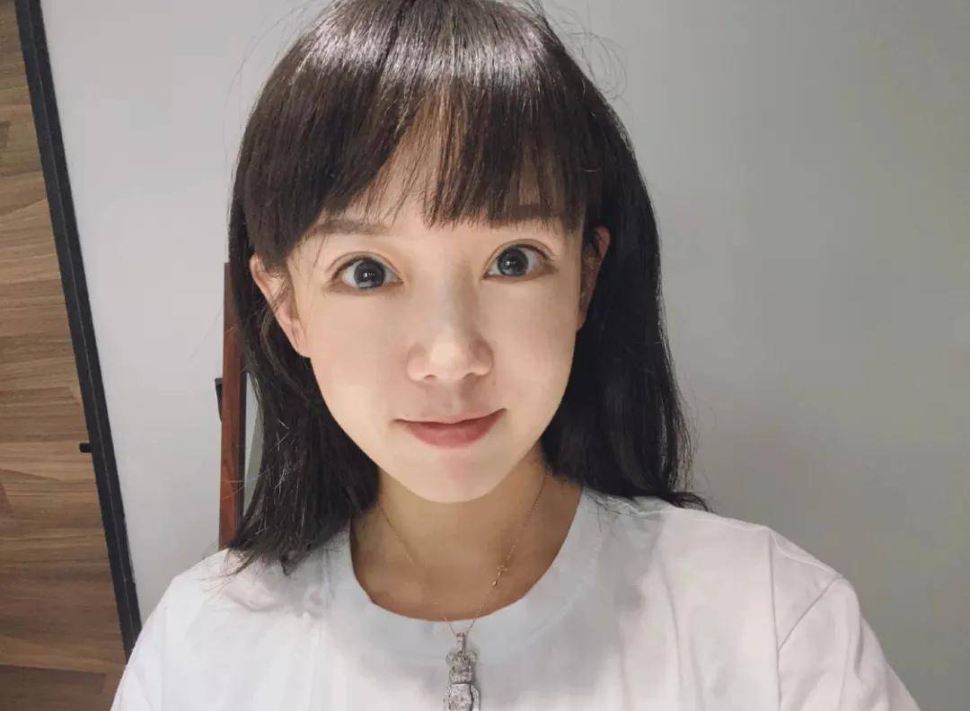 fa|央视镜头太可怕了,张天爱鼻子顶破天,被李沁吊打…