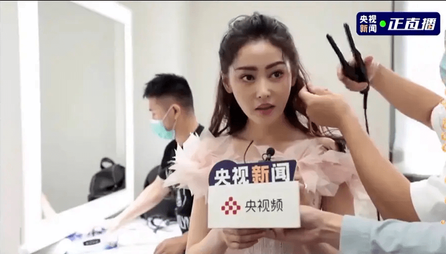 fa|央视镜头太可怕了,张天爱鼻子顶破天,被李沁吊打…